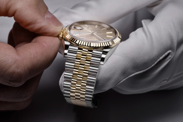 Servicing your rolex