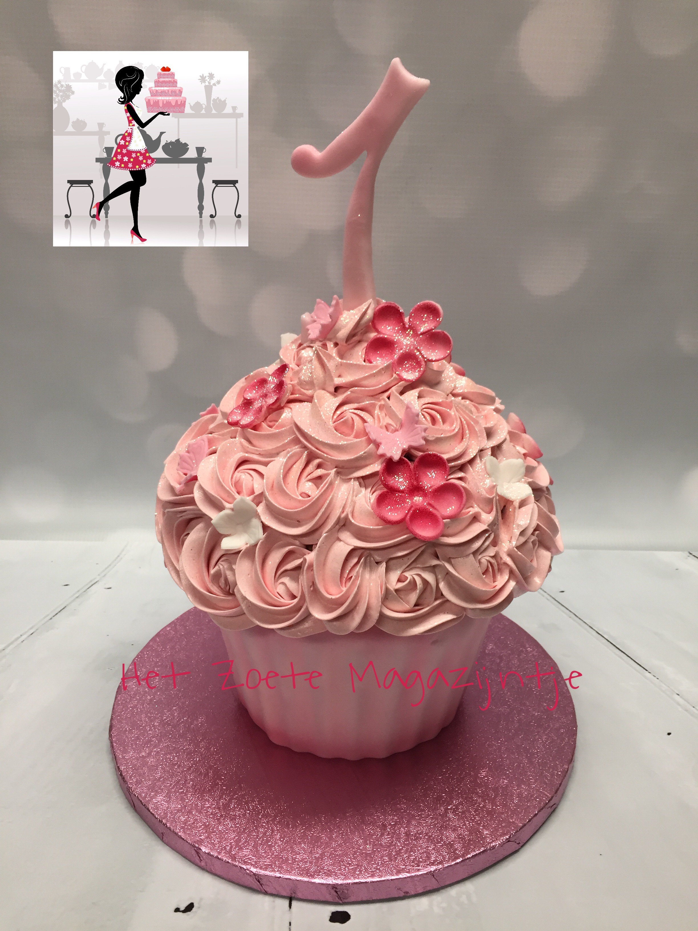 giant cupcake giant cupcake