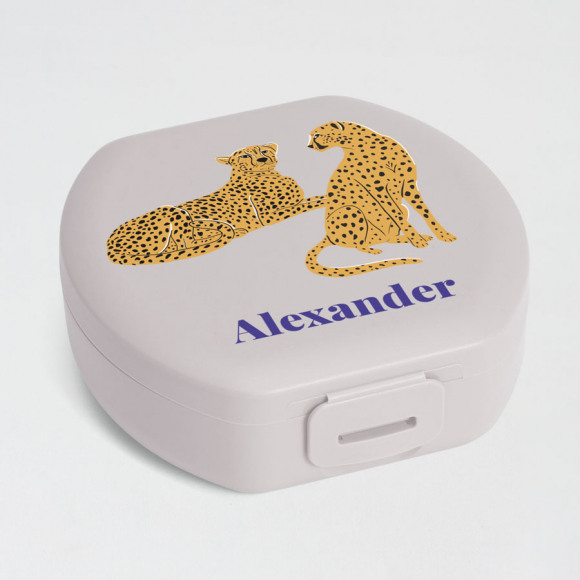 MIJN ONTWERP Klein rond snackdoosje met panters en naam 1Size