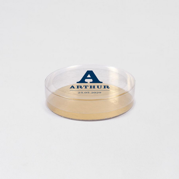 MA CRÉATION Transparante naamsticker rond met initiaal en datum (5,9cm) 1Size