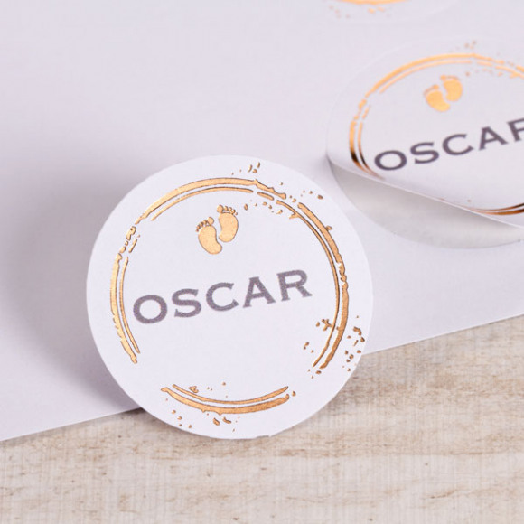 MA CRÉATION Ronde naamsticker doopsuiker met voetjes in koperfolie (3,5 cm) 1Size