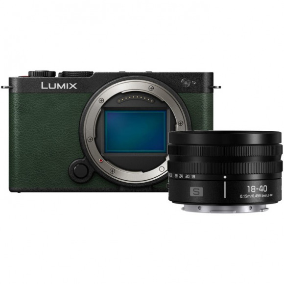 Panasonic Lumix S9 Groen + 18-40mm f/4.5-6.3