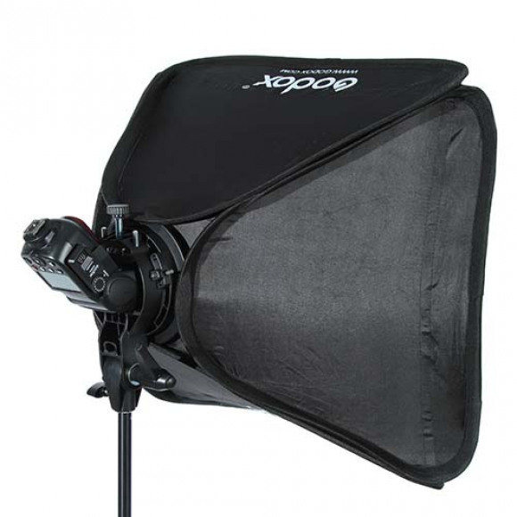 GODOX S-type Bracket Bowens + Softbox 60x60cm