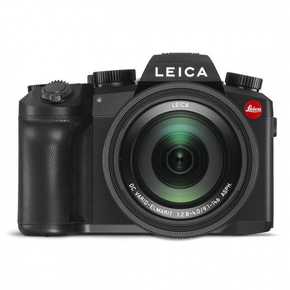 Leica V-Lux 5 compact camera