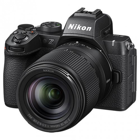 Nikon Z50 II + DX 18-140mm F3.5-6.3 VR