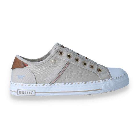 Mustang Dames Sneaker | | Maat: 41 Beige