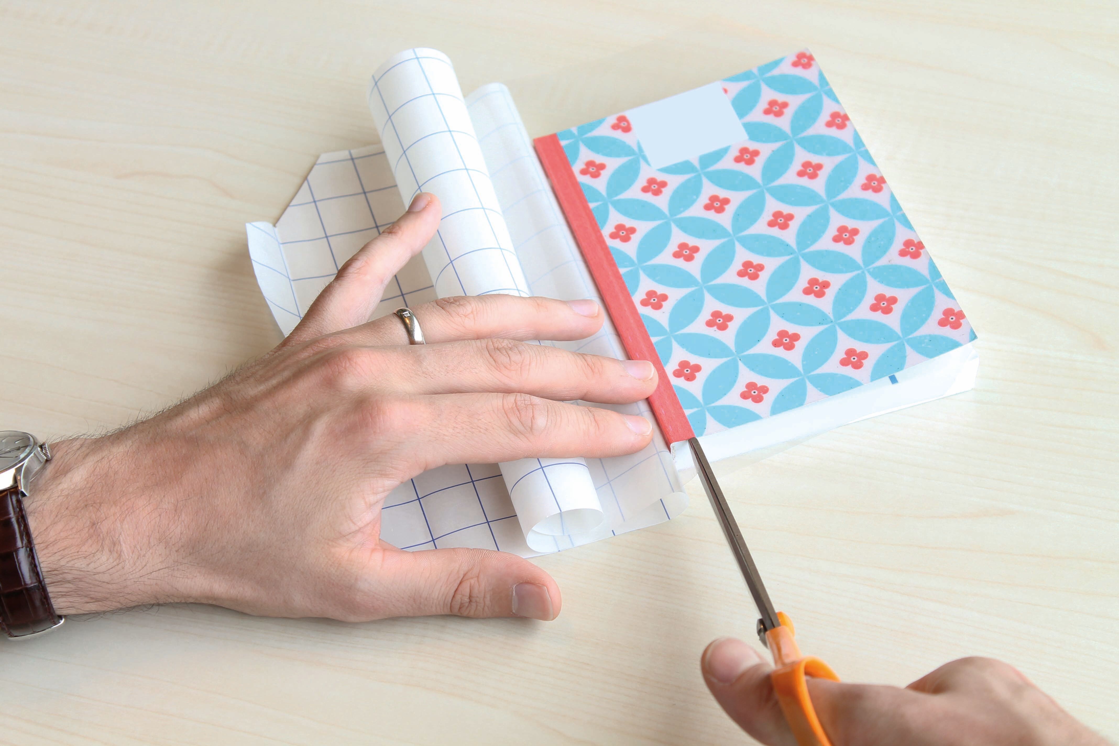 plastifier des livres étape 8