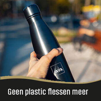 Elke werknemer van JAVA ontving een waterfles in aluminium. Om zo plastiek op de werkvloer te verminderen.  Elke werknemer van JAVA ontving een waterfles in aluminium. Om zo plastiek op de werkvloer te verminderen.