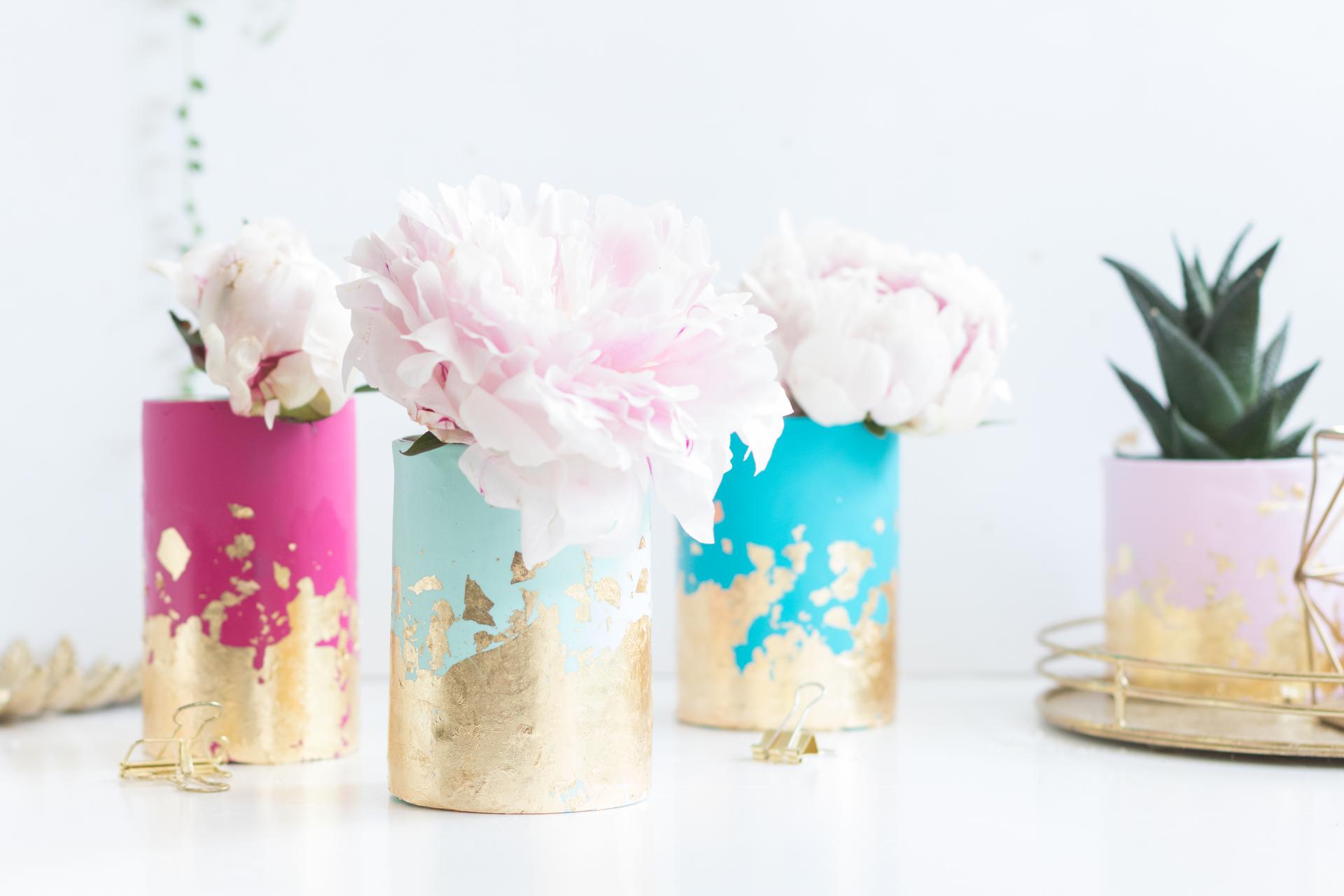 bloempotjes van ovenhardende klei