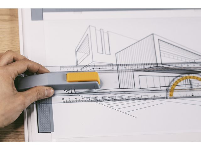 continue een lijn tekenen van een verstelbare moersleutel. ingenieurs dag concept. enkele lijn