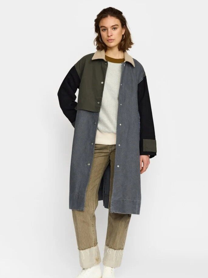 Selfhood Block Trenchcoat Dark Grey 