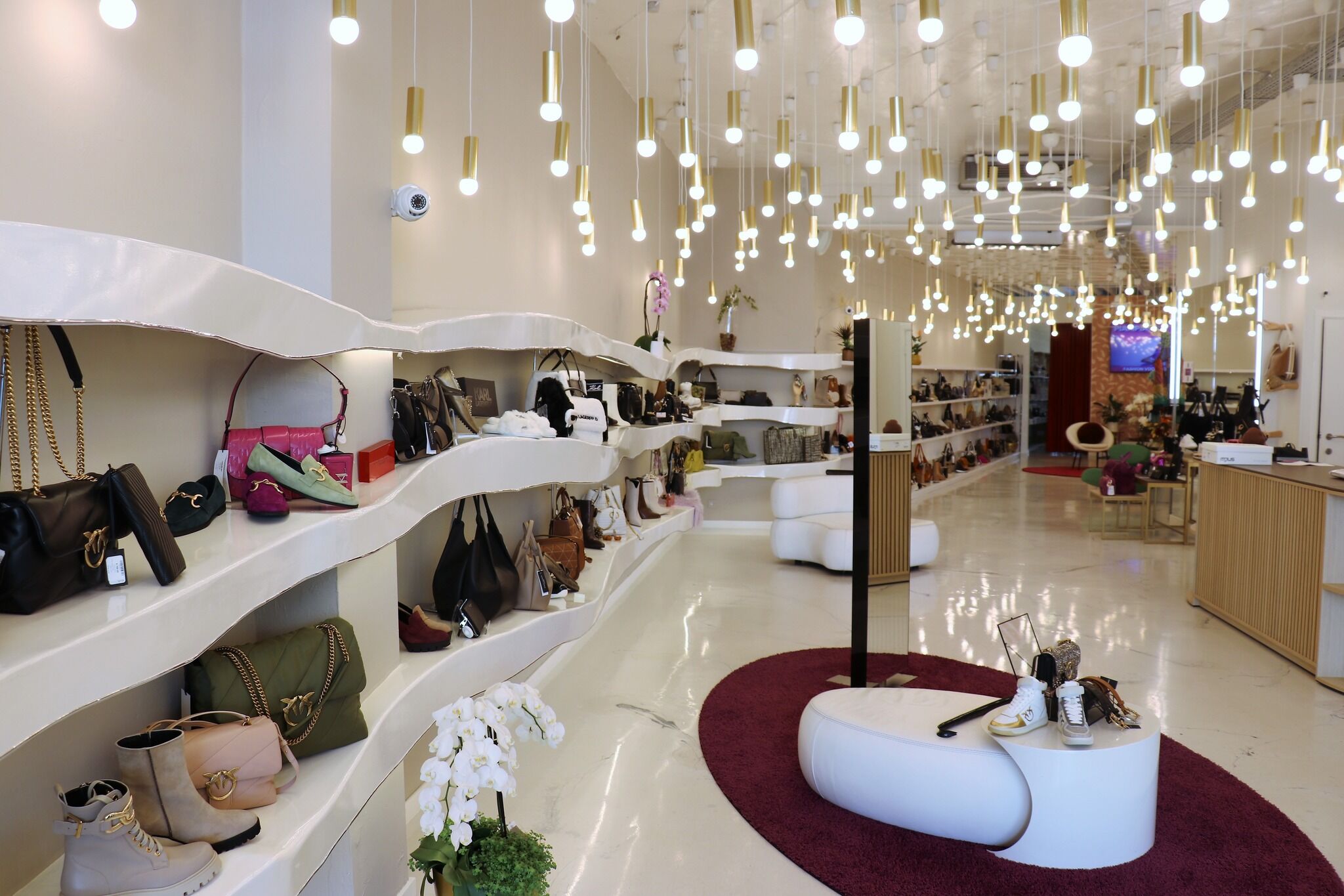 Piampiani by Bella - Schoenen, handtassen en accessoires in  Heist-op-den-Berg