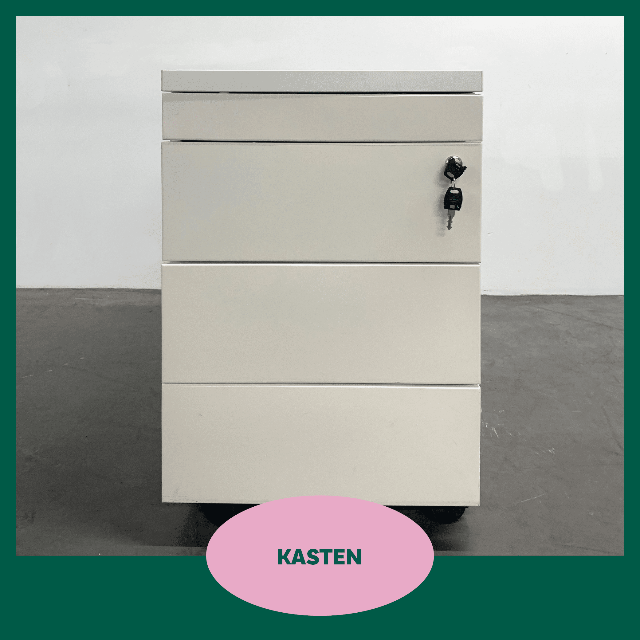 Tweedehands kantoorkast in de showroom van Buroo in Heule