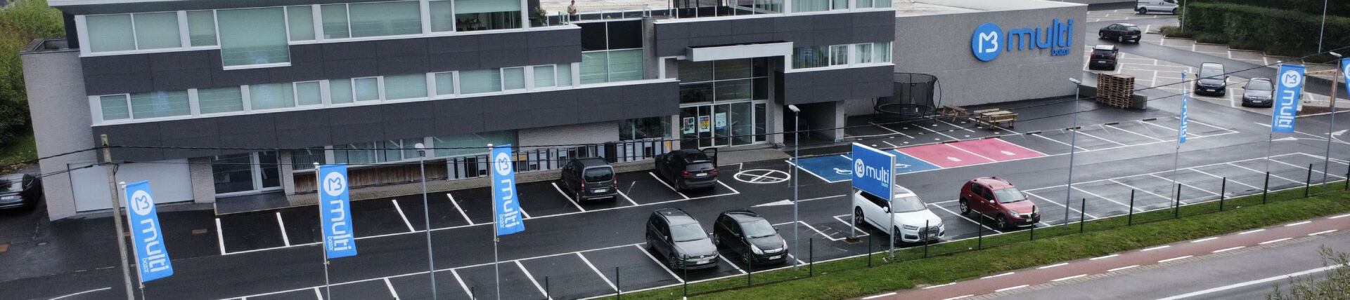 De winkel van Multi Bazar aan de Brugsesteenweg in Pittem