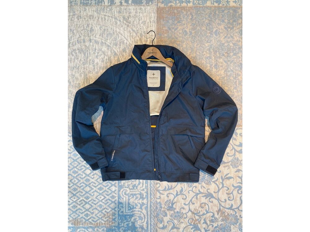 DARKNAVY