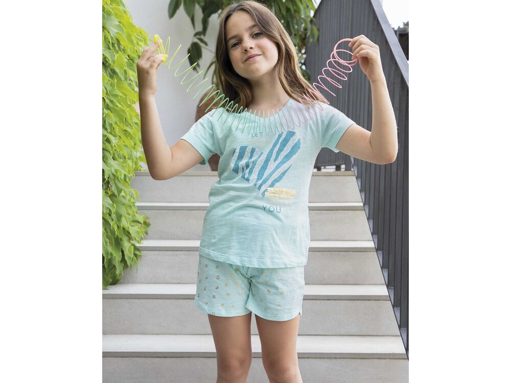 TURQUOISE