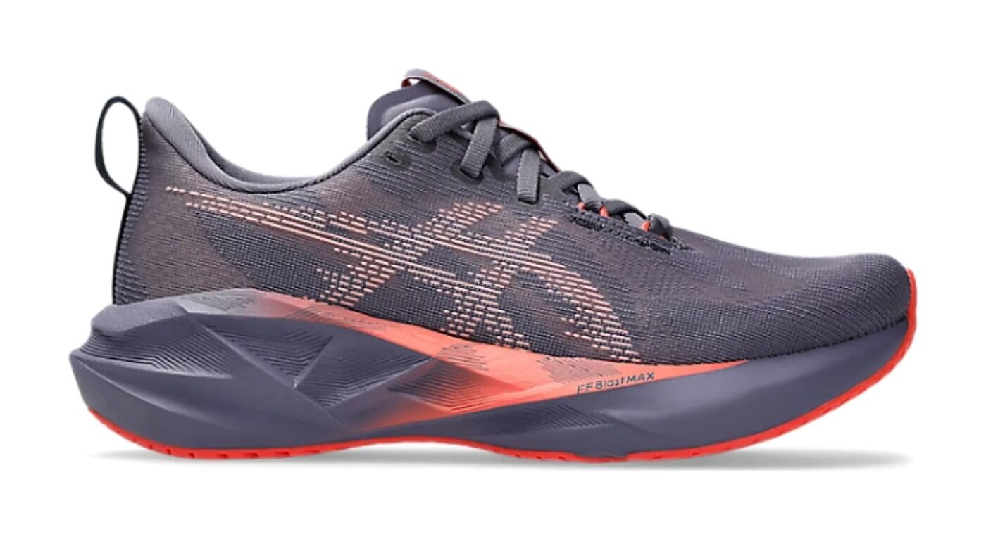 ASICS Novablast 5