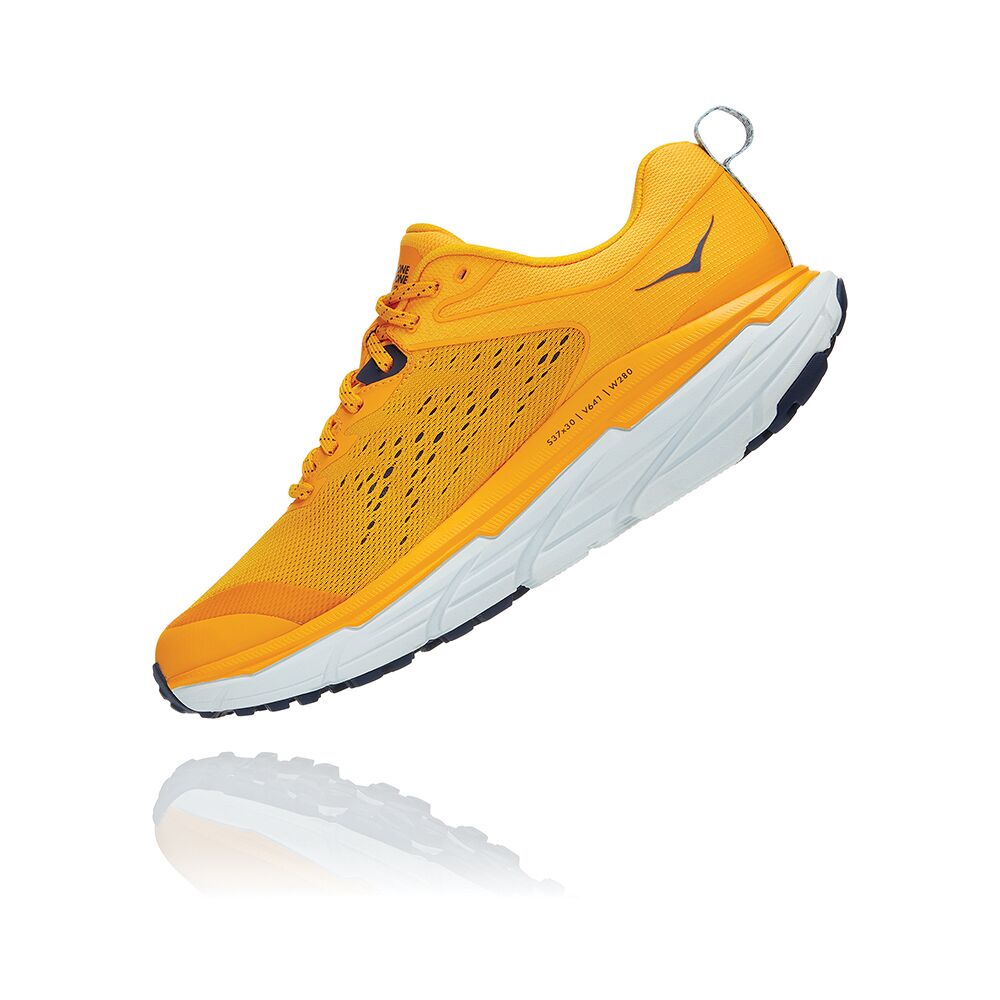 running lab hoka
