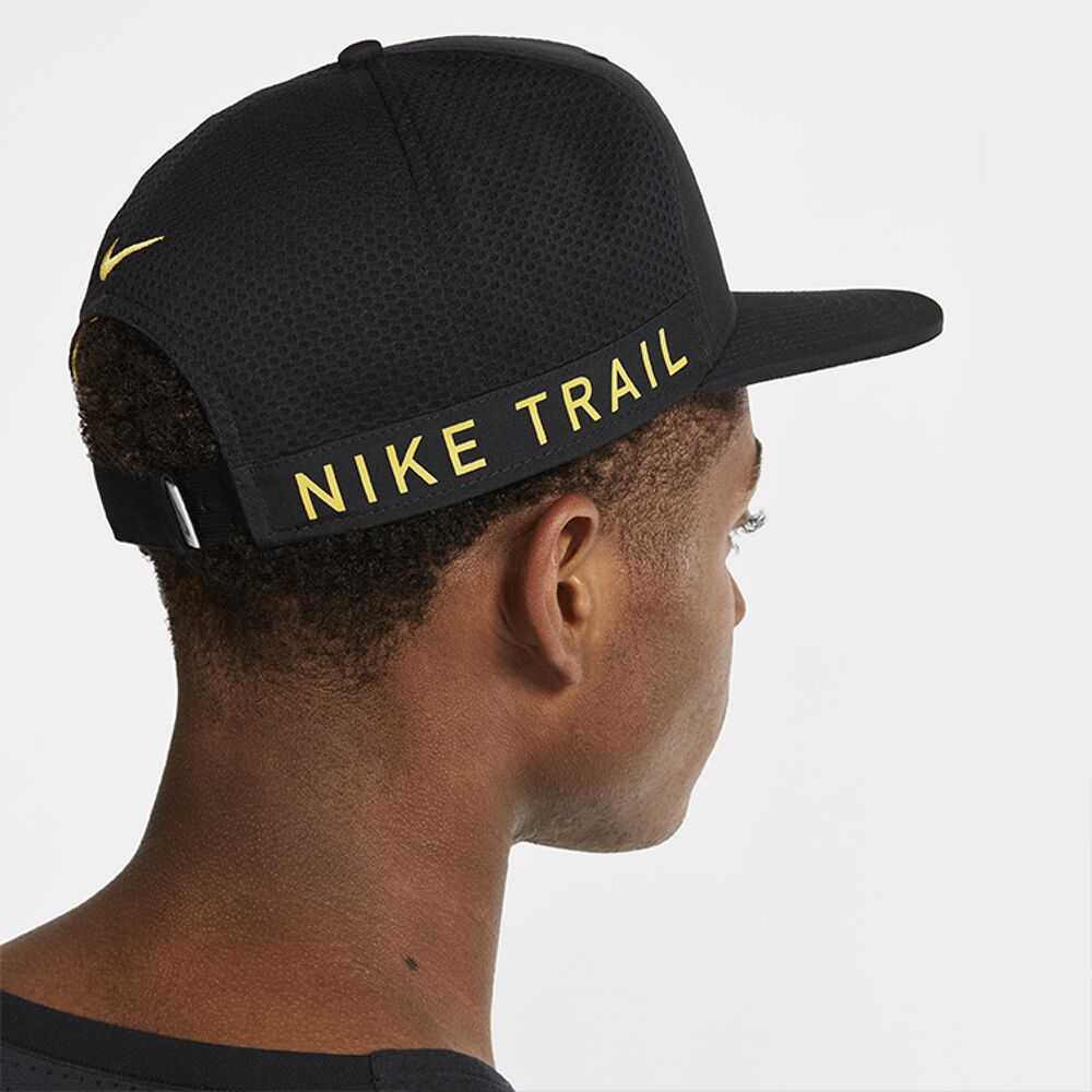 nike cap trail