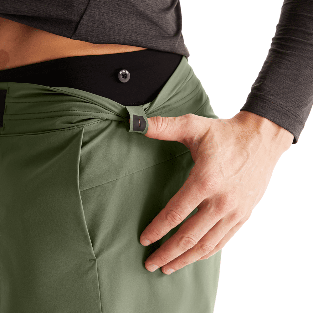 Runners lab On Hybrid Shorts Running Shorts Men