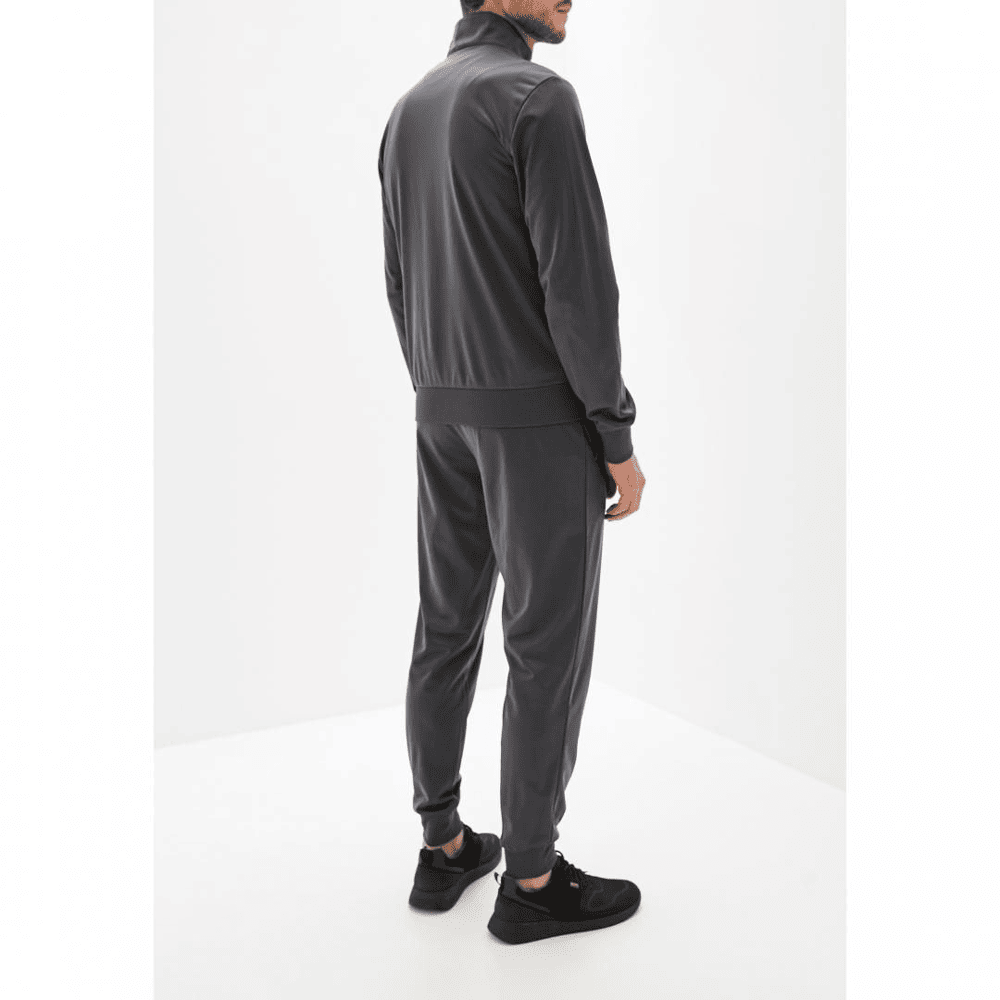 EA7 Emporio Armani - Trainingspak Tracksuit Heren alle sportieve mode  kleding en sportkledij , sneakers emporio armani fashion te koop bij  sportline.be armanishop