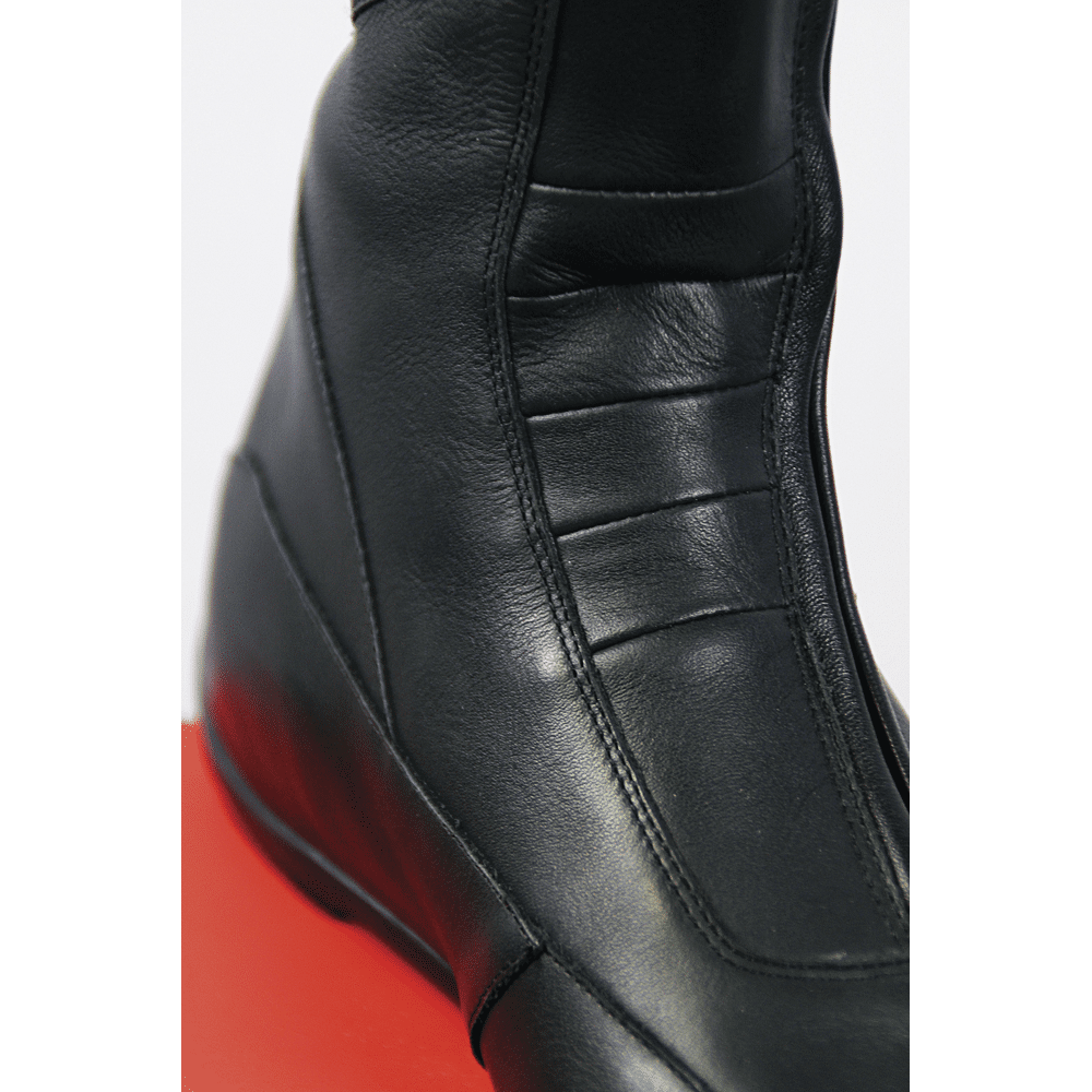 freejump canvas boots