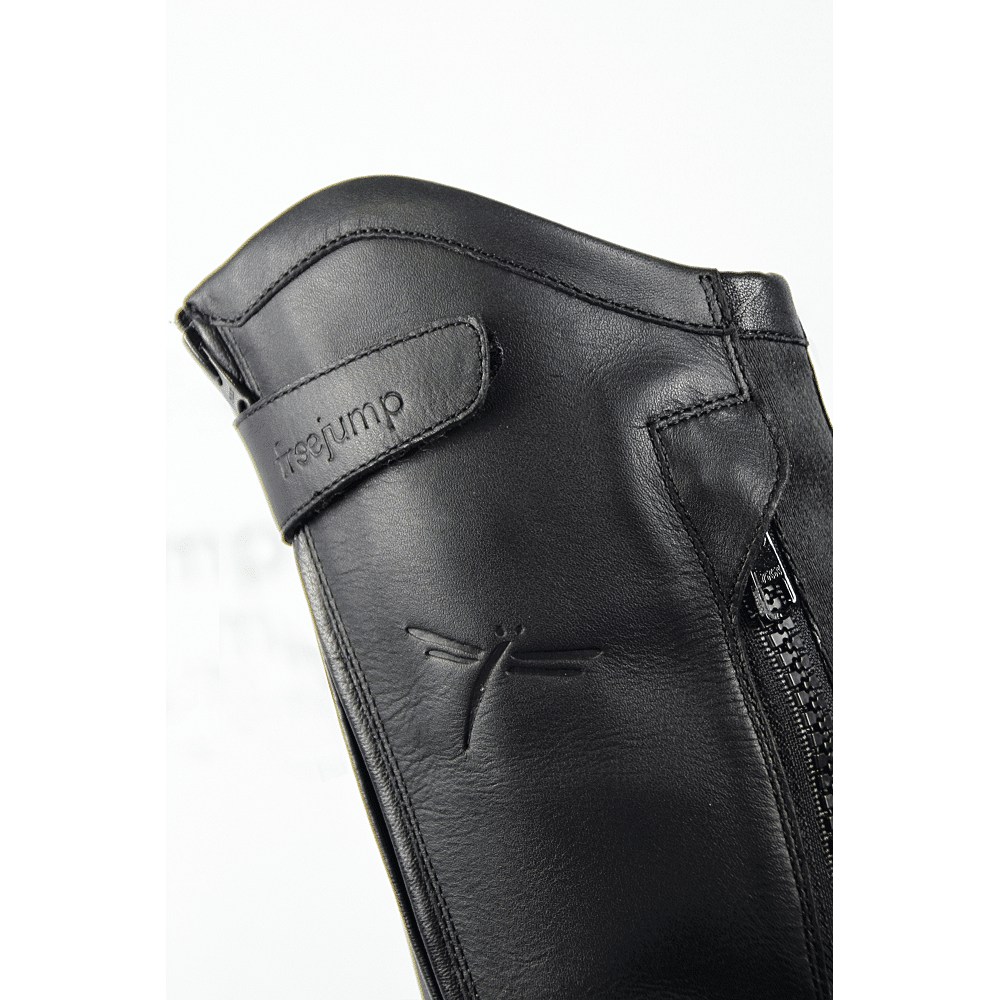 freejump canvas boots