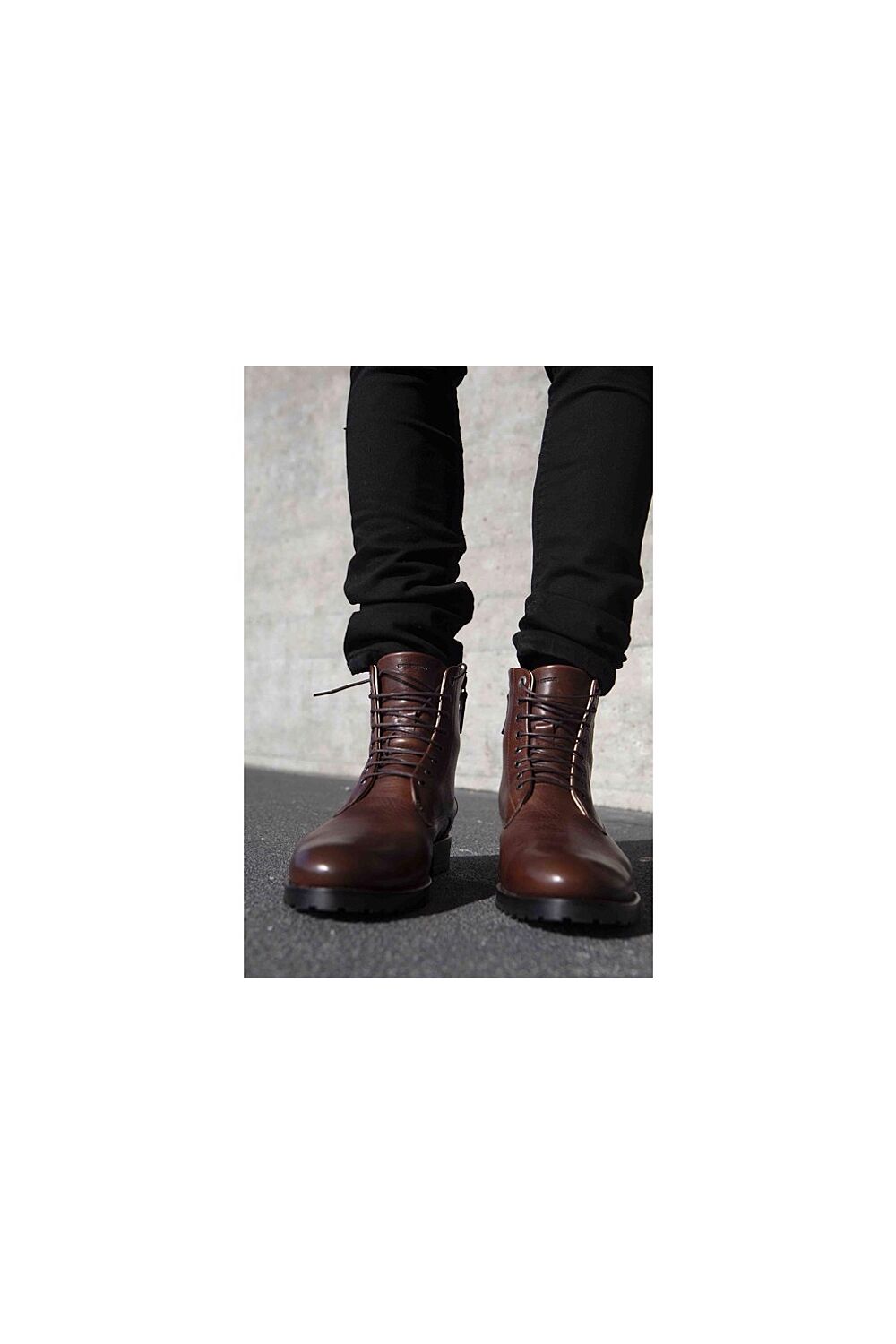 alias city hiker lace up boot