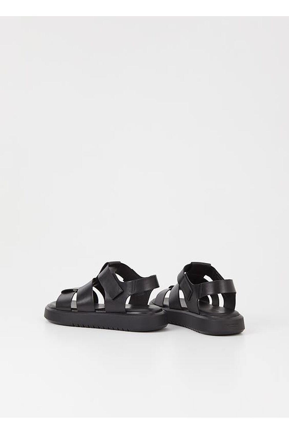 Sandals men Sustainable brands Moose in the City