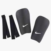 Nike - J CE Soccer Shin Guards