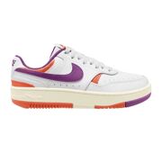 Nike - Gamma Force Sneakers Dames