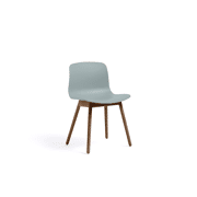 AAC 12 stoel met walnoot poten