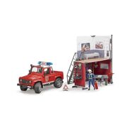 Brandweerkazerne met Land Rover en brandweerman - Bruder BR 62701