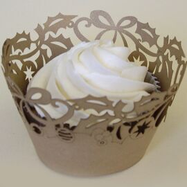 Holly cupcake wrappers - gold - PME