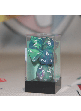 Festive Poly Dice: Waterlily