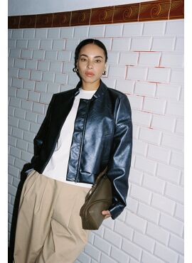 COLLECTOR'S CLUB VESTEN JUNA AS_1512 SS25-CC-J-008