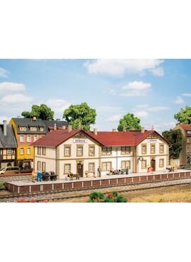 AU11413/Bahnhof Grünberg 