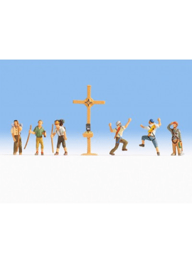NOCH 15874 / Bergwanderer mit Gipfelkreuz