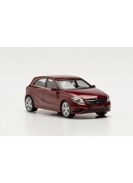 HERPA 038263-005 / Mercedes Benz A-Klasse, rood metallic