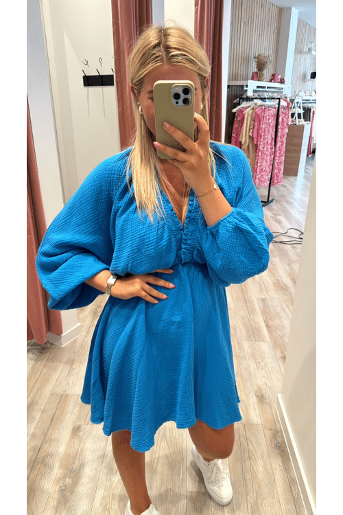 Tetra V dress