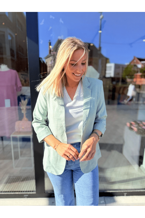 Aida Blazer