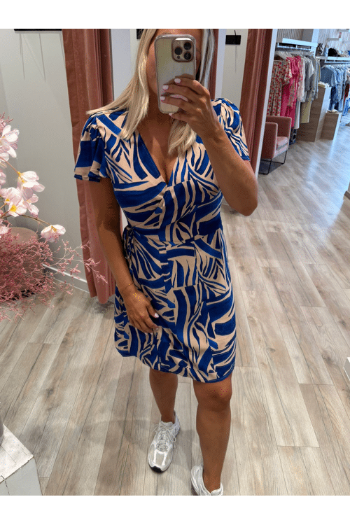 Sezen wrap dress