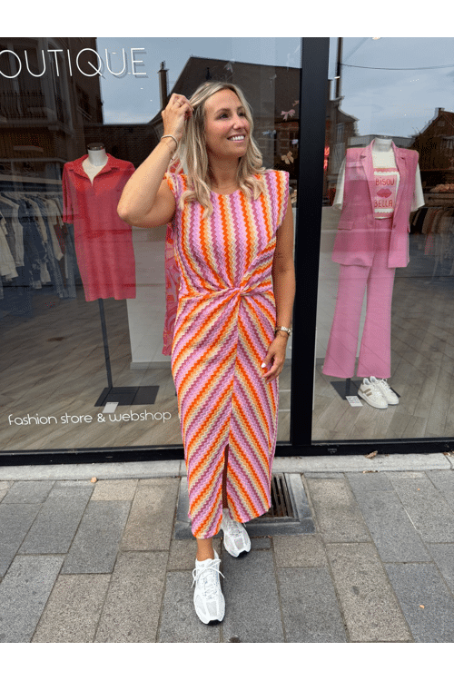 Color swirl dress