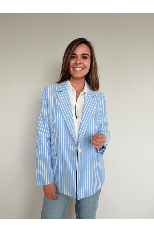 striped blue blazer