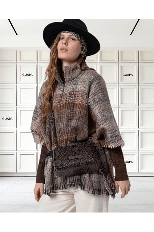 PONCHO POBA
