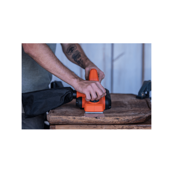 BLACK-DECKER SCHAAFMACHINE 710W