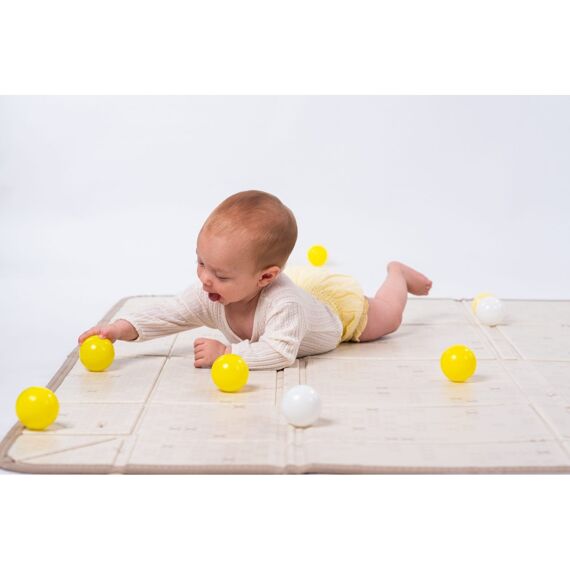 Taf Toys Fold N Fun Mat 180X150Cm Incl 12 Ballen