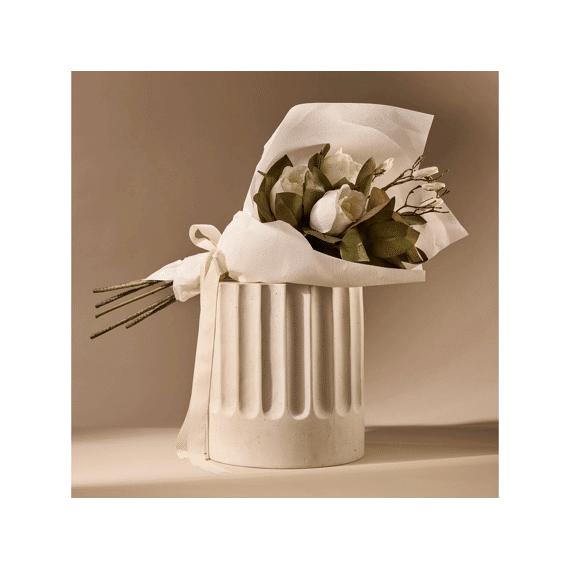 Magnolia With Two Flowers And One Bud Two Colors Assorted Price Per Stem 83 Cm