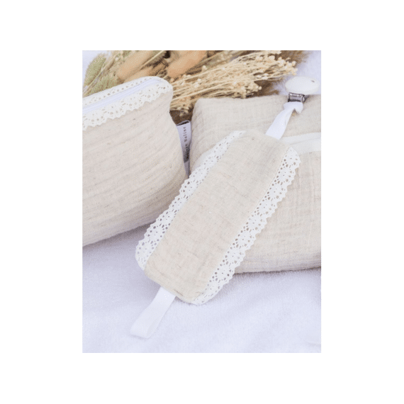 Maison Naline Maatwerk Fopspeenketting Borduring  Lico Beige - houten clip - lint Ivoor