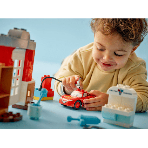 Lego Duplo Disney Mcqueens Bezoek Aan Docs Garage 10456